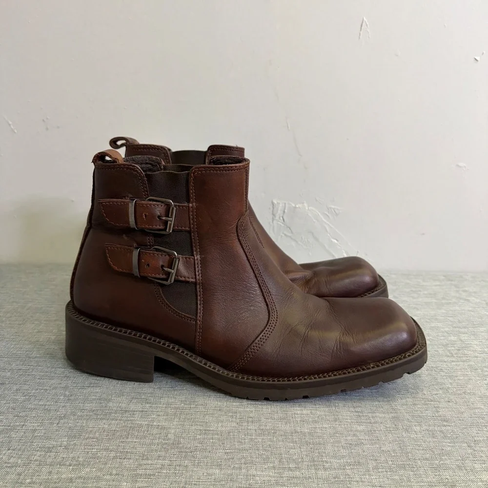 Kenneth Cole Reaction Boots Mens 7.5 Brown Leather Square Toe Buckle Y2K Chelsea